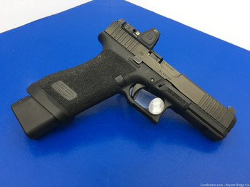 Glock 17 Gen 5 9mm Black 4.49" *TRIJICON RMR RED DOT SIGHT!*