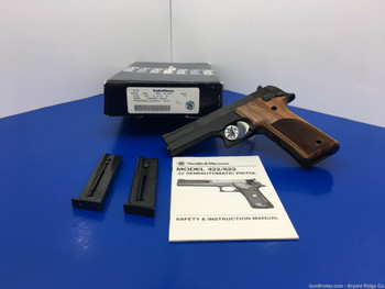 Smith & Wesson 422 .22LR Blued 4.5" *COLLECTABLE S&W .22 SEMI AUTO PISTOL*