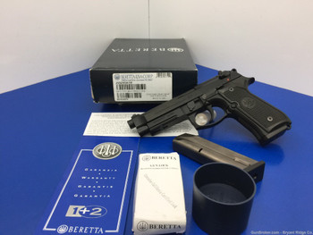 2012 Beretta 92FS 9mm Black 4.9" *STUNNING SEMI-AUTOMATIC PISTOL*