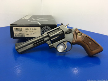 Taurus 941 .22 Magnum Blue 4" *ABSOLUTELY STUNNING DOUBLE ACTION REVOLVER*