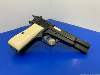 Belgium Browning Hi-Power 9mm Black 4 5/8" *GORGEOUS SEMI-AUTOMATIC PISTOL*