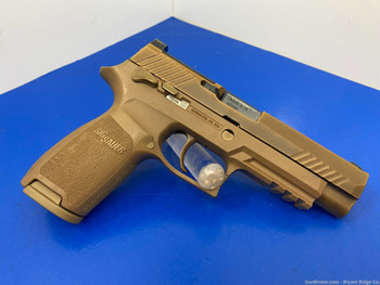 2019 Sig Sauer m17 9mm Coyote Tan *INCREDIBLE SEMI AUTO PISTOL!*