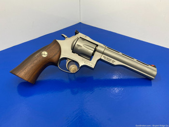 Dan Wesson Collectors Production Run .44 Mag Dove Grey *1 of only 250 Made*