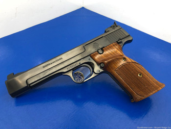 Smith Wesson 41 .22 LR Blue 5.5" *COVETED S&W SEMI AUTOMATIC PISTOL*