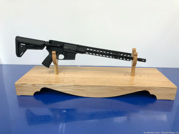 Stag Arms Stag-15 5.56mm Black 16" *GORGEOUS AR STYLE SEMI AUTO RIFLE*