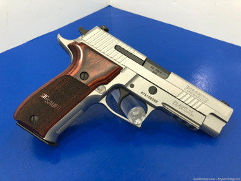 Sig Sauer P226 .40 S&W Two-Toned 4.4