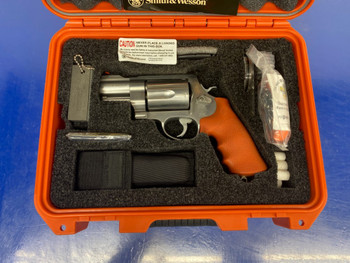 Smith Wesson 500ES .500S&W *LIMITED SMITH BEAR SURVIVAL KIT EDITION*