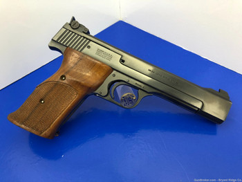 1981 Smith Wesson 41 .22 LR Blue 5 1/2" *COVETED S&W SEMI AUTOMATIC PISTOL*