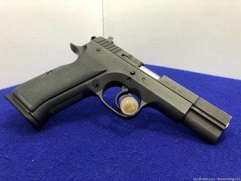 EAA/Tangfoglio Witness 10mm Black 4 1/2" *AWESOME ITALIAN SEMI AUTO PISTOL*