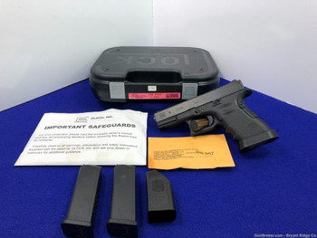 2015 Glock 19 Gen 3 Compact 9x19mm Black 4.01" *ICONIC SEMI AUTO*