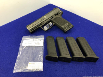 2011 H&K USP 40 .40S&W Blue 4.25" *VERSATILE AND RELIABLE SEMI-AUTO PISTOL*