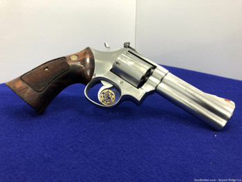 1983 Smith Wesson 686 Stainless 4" *SCARCE & DESIRABLE NO-DASH MODEL*
