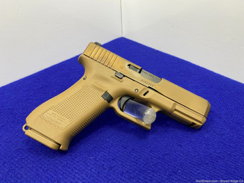 Glock G19X 9x19mm Tan 3.75" *CROSSOVER 17/19 ROUND SEMI-AUTO PISTOL*
