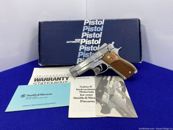 Smith Wesson 639 9mm Para 4" *2ND GENERATION STAINLESS STEEL MODEL*