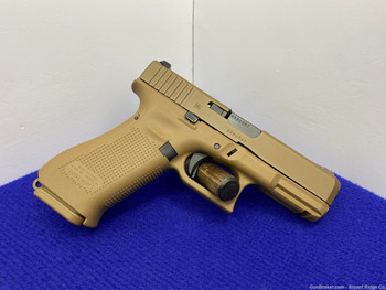 Glock 19X 9mm Coyote Tan 4.02" *FIRST EVER FACTORY COLORED SLIDE* Amazing