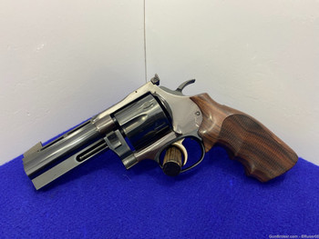 Dan Wesson Mod.44 .44 Magnum Blue *INTERCHANGEABLE BARREL REVOLVER*