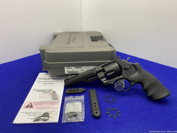 Smith Wesson 327 TRR8 .357mag *PERFORMANCE CENTER TACTICAL RESPONSE 8-SHOT*