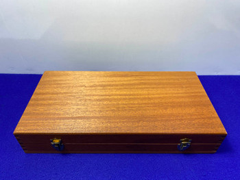Factory Smith Wesson Model 29 Long Tube Case *GREAT PRESENTATION CASE* Factory Smith Wesson Model 29 Long Tube Case *GREAT PRESENTATION CASE*