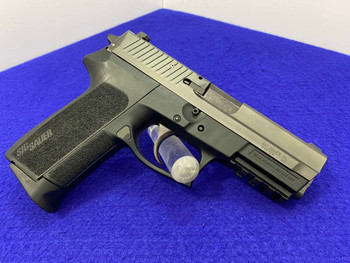 2011 Sig Sauer SP2022 9mm 3.9" *DURABLE SEMI-AUTOMATIC PISTOL*