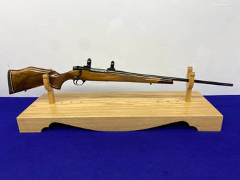 Weatherby Mark V Deluxe .300 WM 24" *SKIP LINE CHECKERED MONTE CARLO STOCK* Weatherby Mark V Deluxe .300 WM 24" *SKIP LINE CHECKERED MONTE CARLO STOCK*
