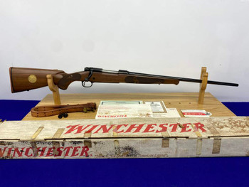 Winchester 70 Featherweight Super Grade .257 Roberts *COLLECTOR GRADE*