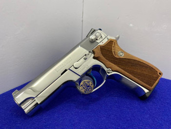1996 Smith Wesson 4006 .40 S&W 4"*BREATHTAKING BRIGHT STAINLESS & FIRE BLUE
