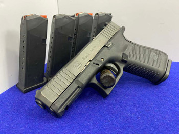 Glock 19 Gen 5 9mm Black 4.02" *HIGHLY REGARDED SEMI-AUTOMATIC HANDGUN*