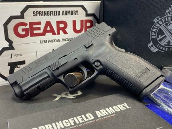 Springfield XD-9 9mm 4" Black *AMAZING SEMI-AUTOMATIC PISTOL*