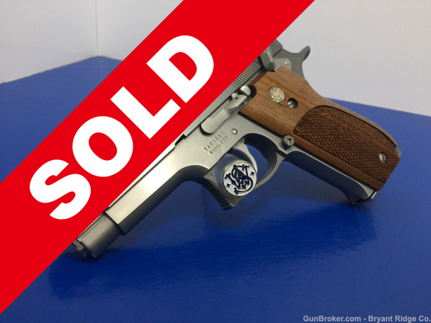 1986 Smith & Wesson Model 639 Stainless 9MM Parabellum