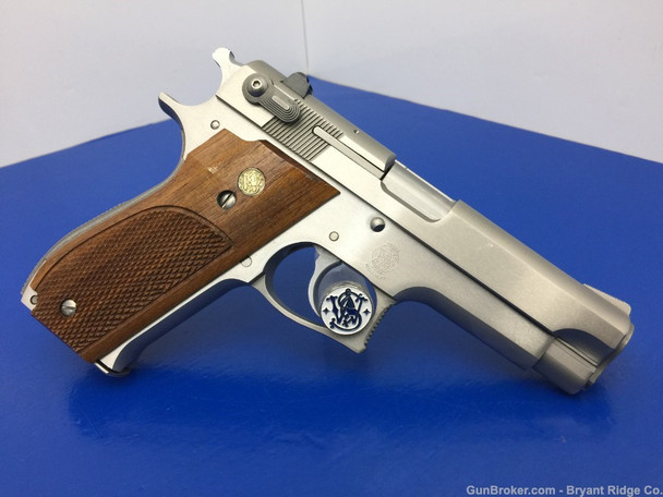 1986 Smith Wesson 639 9mm *SCARCE MODEL WITH ULTRA RARE FIXED SIGHTS* 1986 Smith Wesson 639 9mm *SCARCE MODEL WITH ULTRA RARE FIXED SIGHTS*
