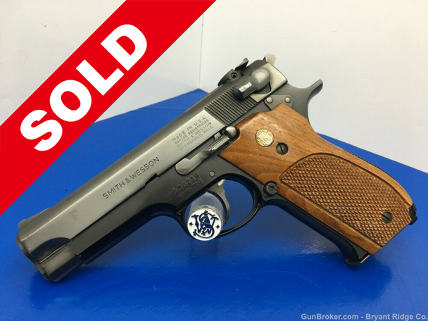 Smith and Wesson 39-2 9mm Blue 4" *AWESOME FIND*