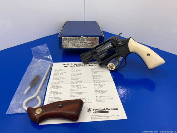 1981 Smith Wesson 37 Airweight .38 Spl Blue 2" *GORGEOUS FACTORY ENGRAVING*