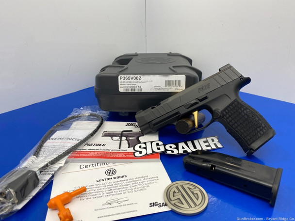 Sig Sauer P365XL Spectre 9mm Black 3.7" *PERFECT CONCEALED CARRY WEAPON!*