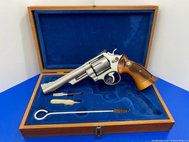 1980 Smith Wesson 629 No Dash .44mag *STUNNING FIRST YEAR PRODUCTION*