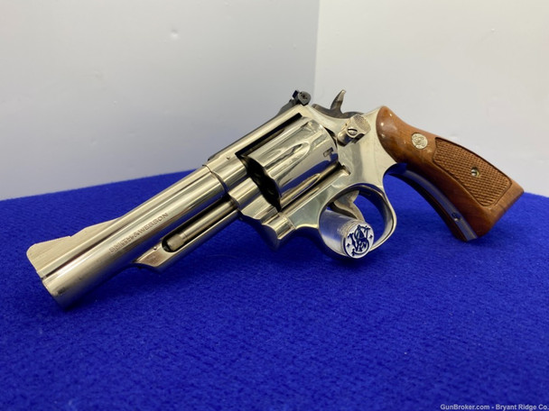 1977 Smith Wesson 19-4 .357 Mag Blue 4" *EXCELLENT CLASSIC EXAMPLE*
