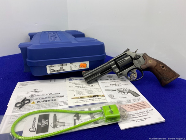 Smith Wesson 586-8 .357 Mag Blue 4" *AWESOME DISTINGUISHED COMBAT MAGNUM*