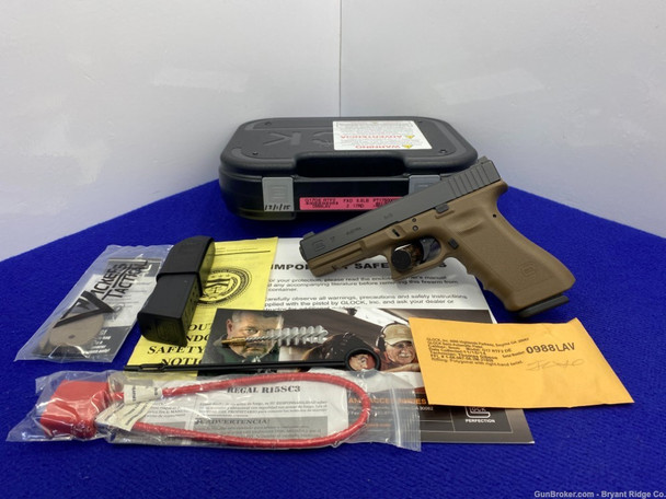 2014 Glock 17 Gen3 9mm *1ST EDITION 2-TONE FDE LIPSEY'S LARRY VICKERS*