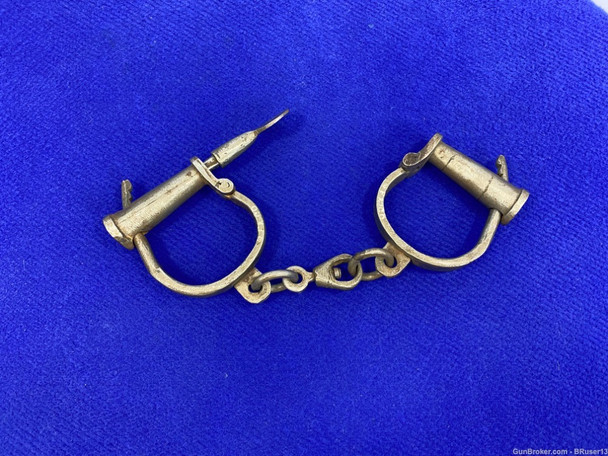 Wells Fargo and Company Darby Style Shackles Stamped 208 *RARE COLLECTABLE*