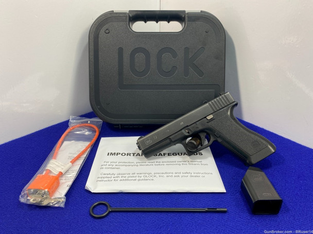 Glock 22 Gen 2 .40 S&W 4.48" *SAFE & SIMPLISTIC SEMI-AUTO PISTOL*