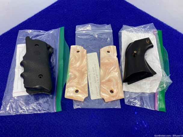 Assorted Lot Of 1911, Vaquero & Beretta 92 Grips *AWESOME HANDGUN GRIPS*