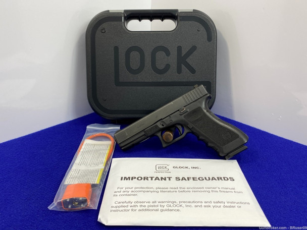 Glock 22 .40 S&W Black 4.49" *RELIABLE & SIMPLISTIC SEMI-AUTOMATIC HANDGUN*