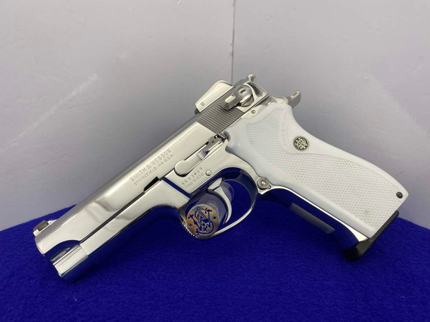 Smith Wesson 5906 9mm 4" BSS *MIRRORED STAINLESS FINISH SMITH* Amazing