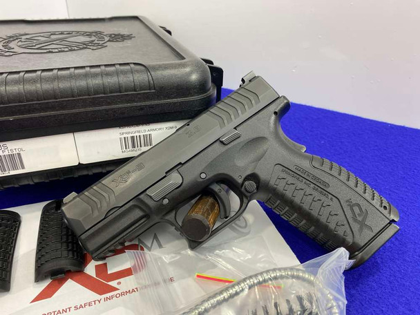 Springfield Armory XDm 9x19mm Black 3.8" *COMPACT, LIGHTWEIGHT MODEL*