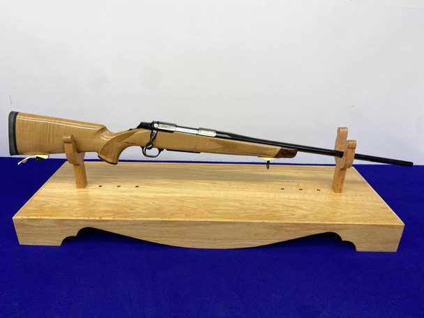 2010 Browning A-Bolt II Medallion .22-250 22" *STUNNING MAPLE STOCK MODEL*