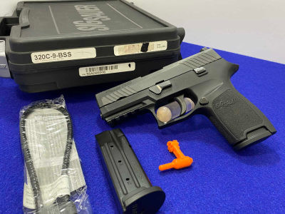 Sig Sauer P320 Compact 9mm Black 3.9" *VERSATILE CONCEALED CARRY PISTOL*