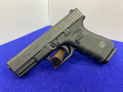 Glock 19 Gen 4 9mm Black 4.02" *CLASSIC GLOCK RELIABILITY/DURABILITY*