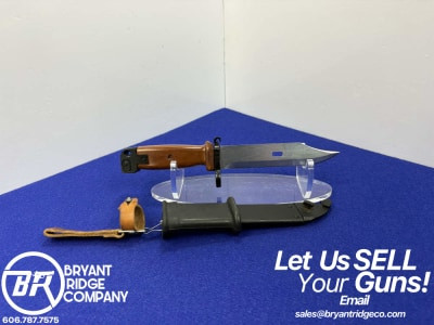 DDR Type Military Bayonet w/ Bakelite Grip & OEM Sheath *DISPLAY READY*