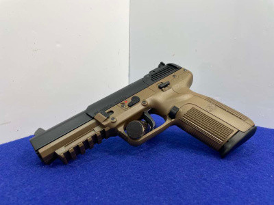 FNH Five-seveN 5.7x28 FDE 4.75" *POPULAR LOW-RECOIL POLYMER FRAME MODEL*