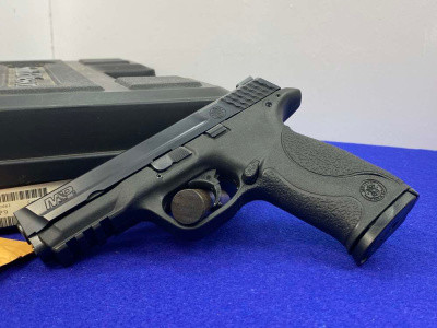 Smith Wesson M&P9 9mm Black 4.25" *EXCELLENT M&P SERIES*