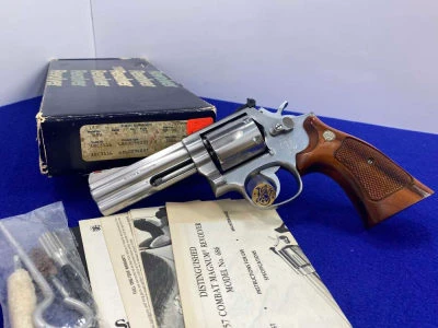 1983 Smith  Wesson 686 .357 Mag Sts 4" *EARLY PRODUCTION NO-DASH MODEL*